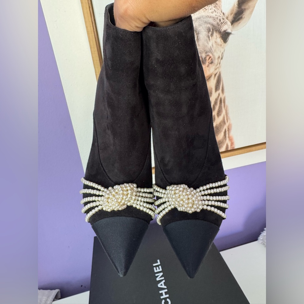 Chanel Black Pearl-Embellished Suede Ankle Boots - Women with golden CC heels - Picture 2 of 16